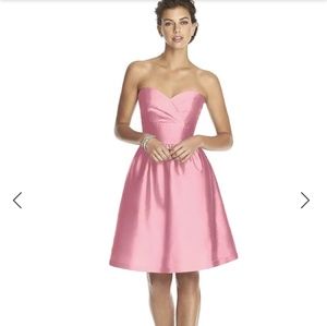 Pink sweetheart neck Alfred Sung bridesmaid dress